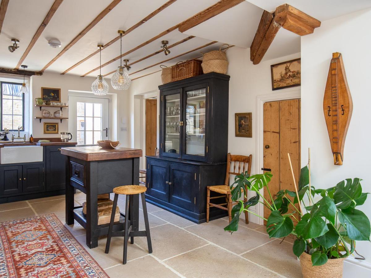 Little Oakley Cottage Sandford St Martin Dış mekan fotoğraf