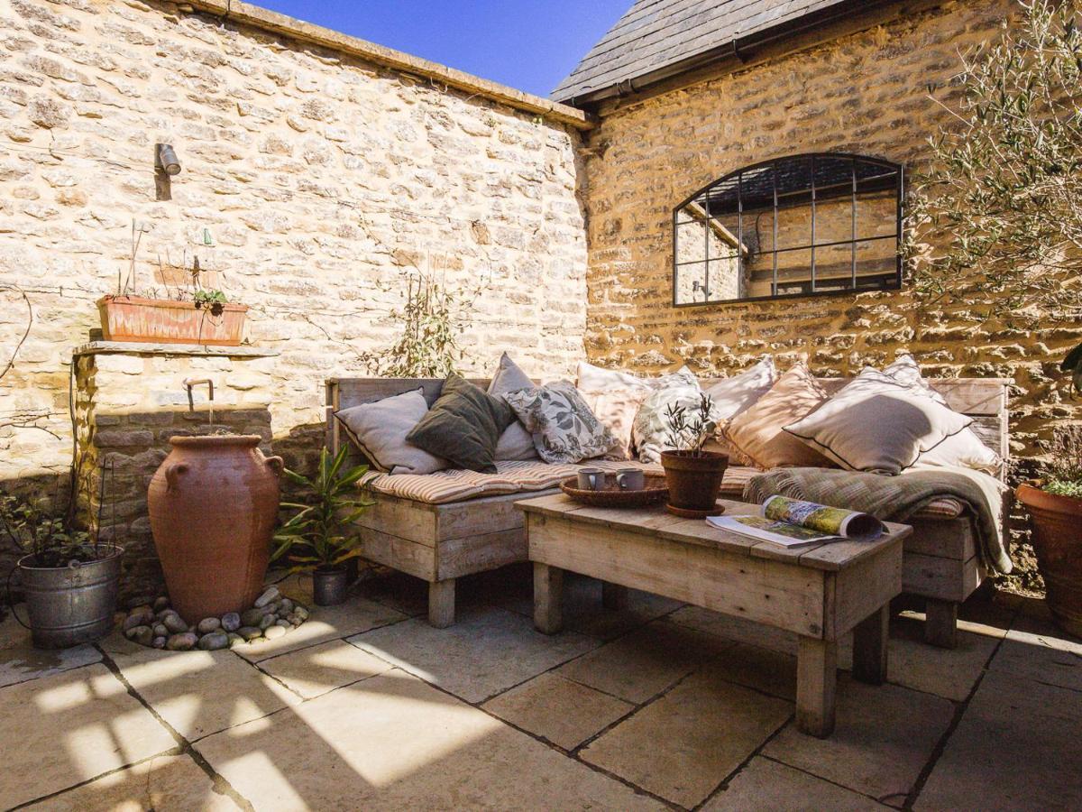 Little Oakley Cottage Sandford St Martin Dış mekan fotoğraf