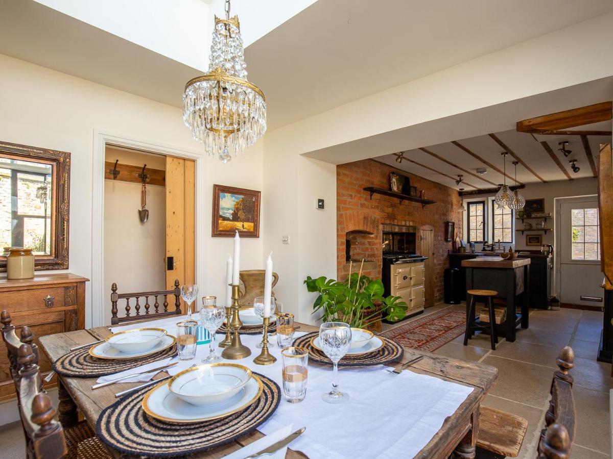 Little Oakley Cottage Sandford St Martin Dış mekan fotoğraf